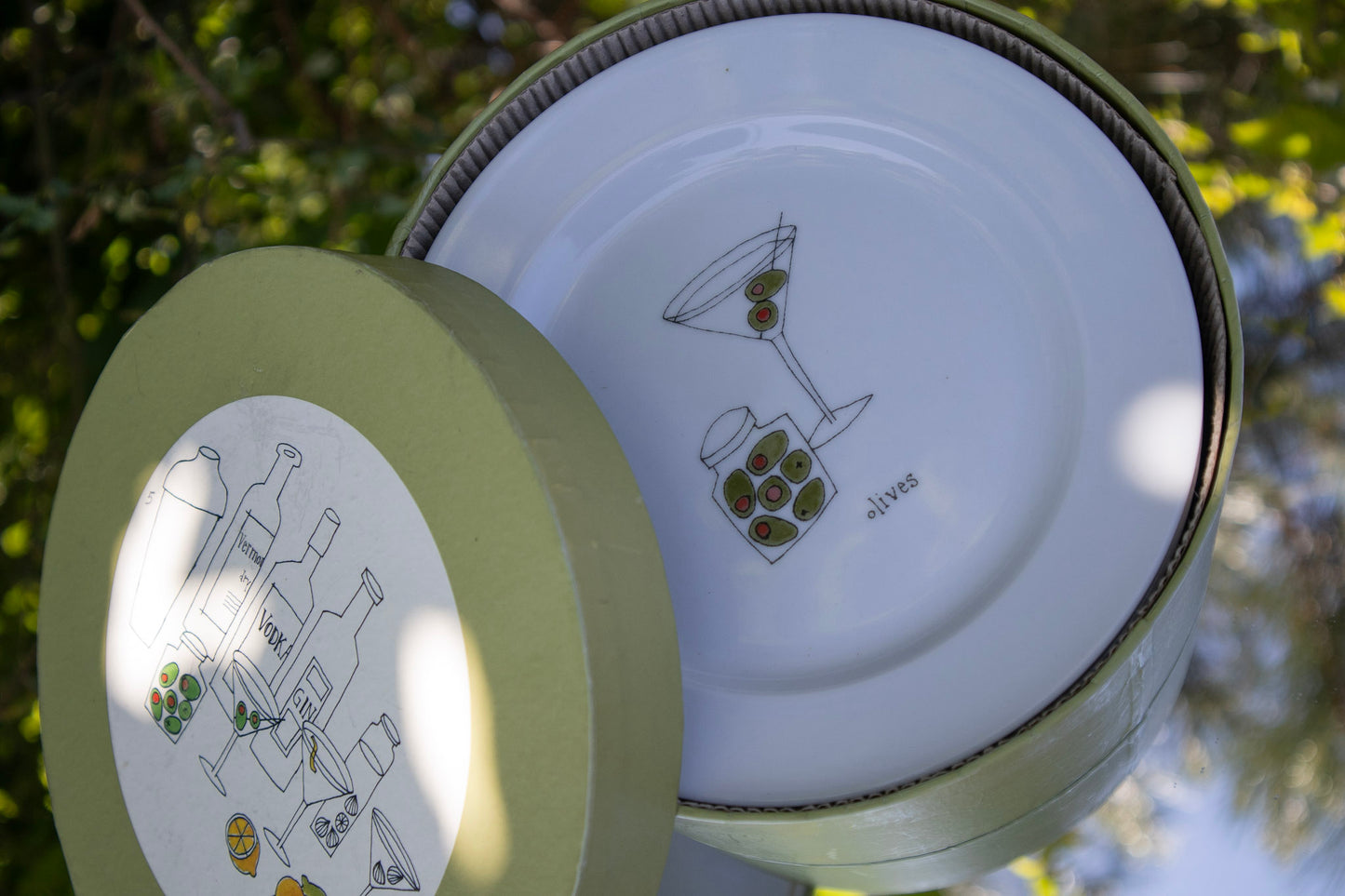 Porcelain Cocktail Plate Set (Set of 4)