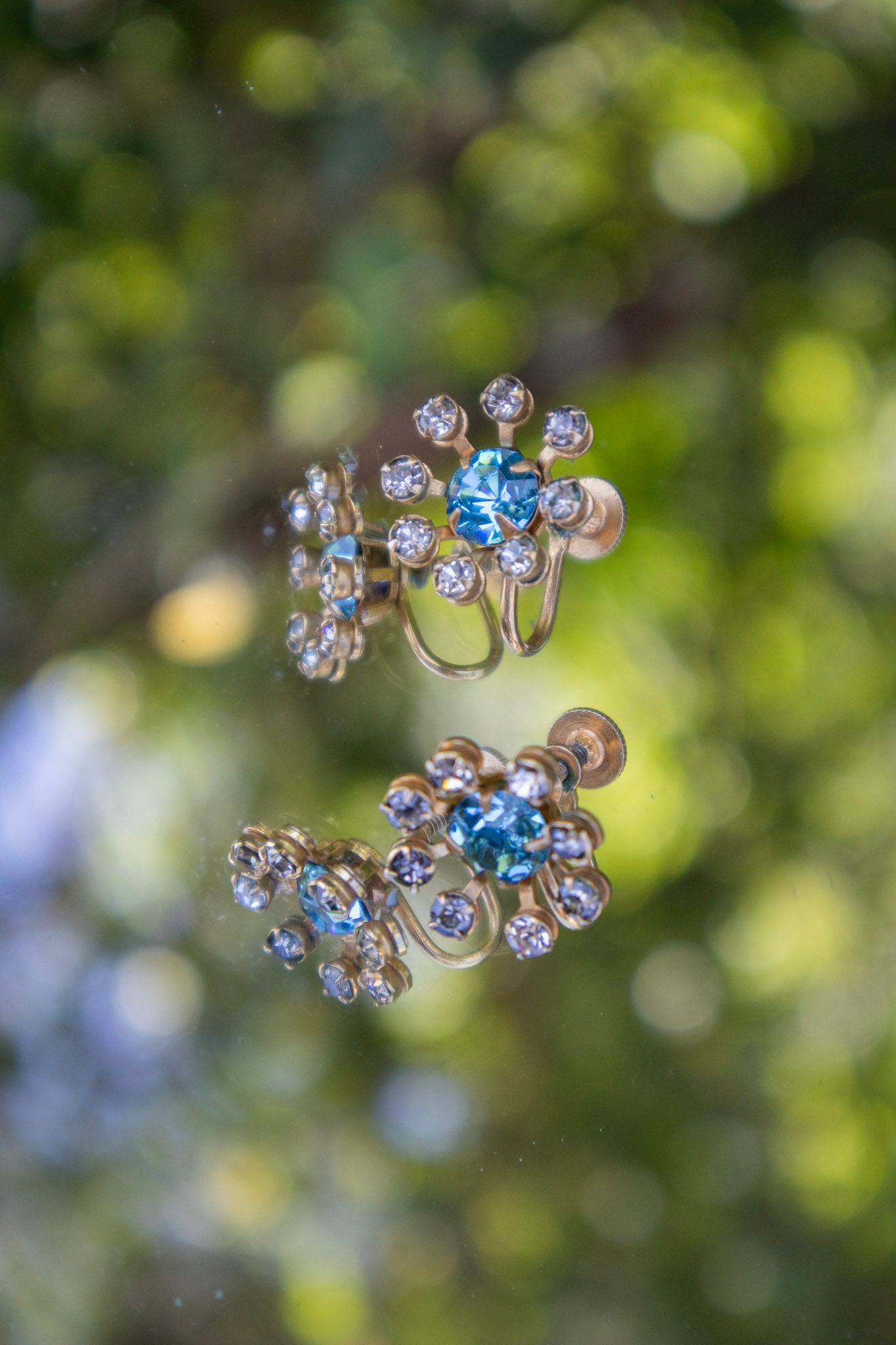 Antique Aqua Screwbacks
