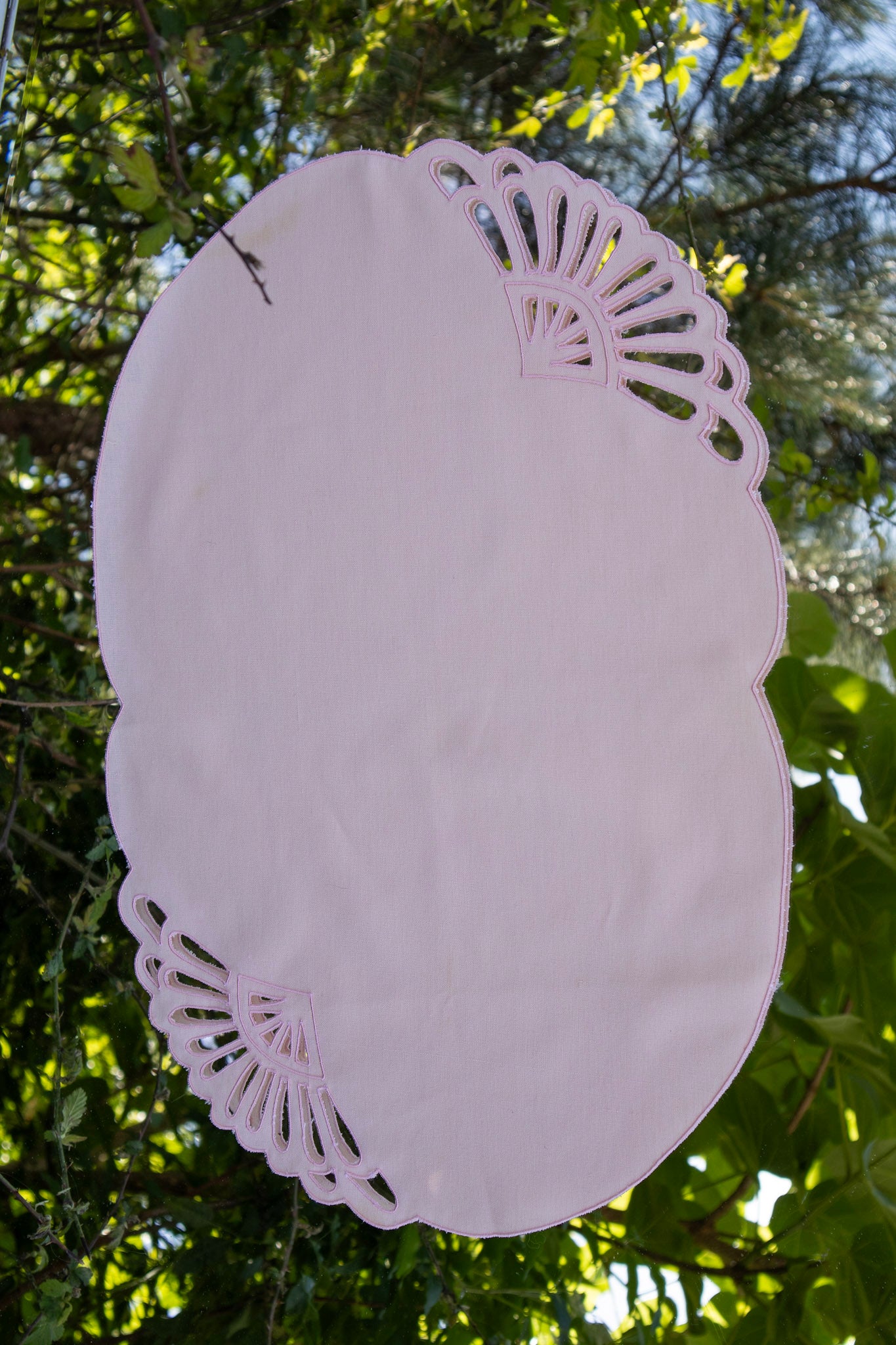 Light Pink Scalloped Placemats (Set of 5)