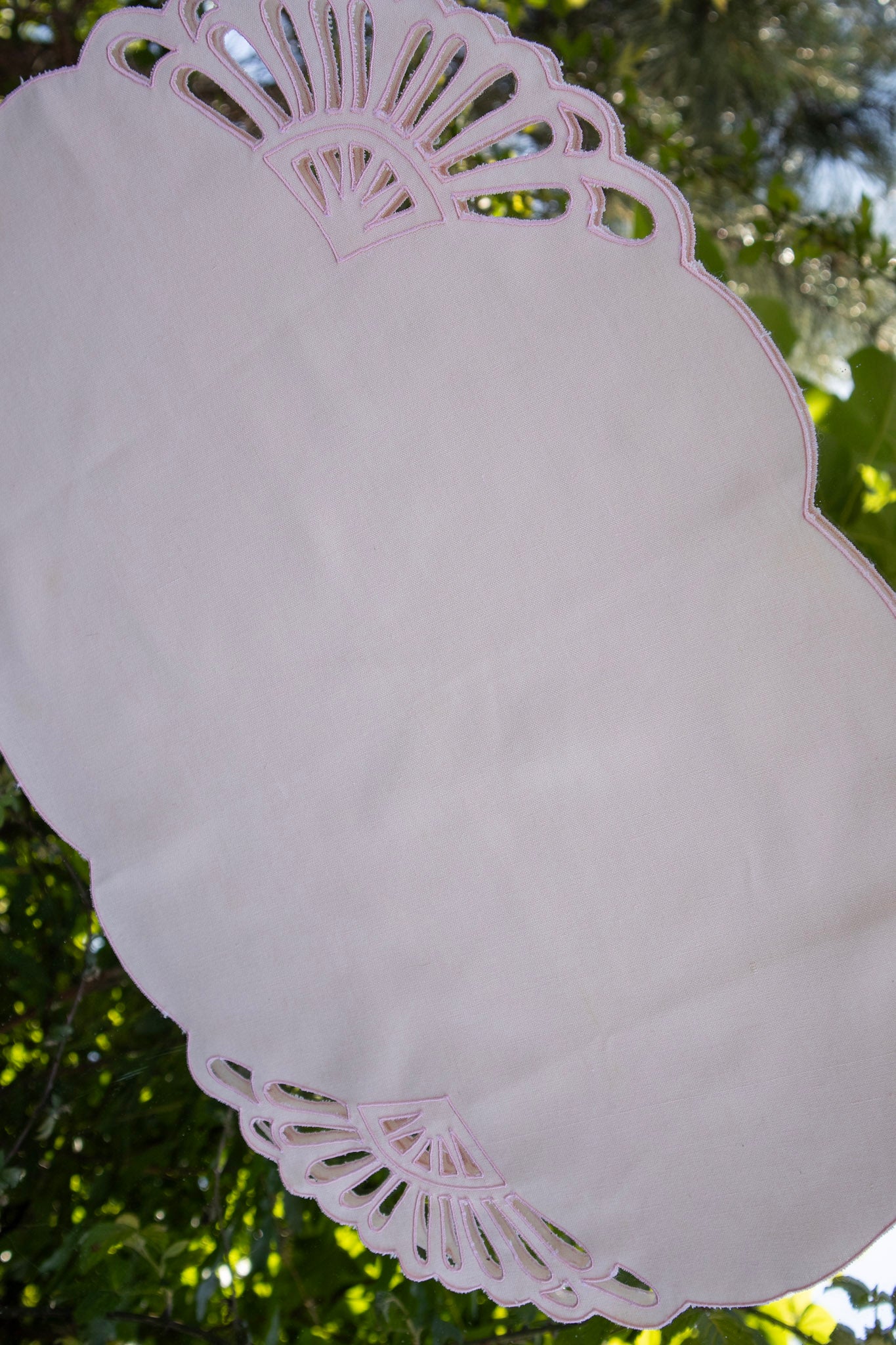 Light Pink Scalloped Placemats (Set of 5)