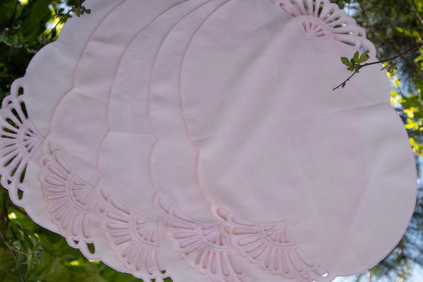 Light Pink Scalloped Placemats (Set of 5)
