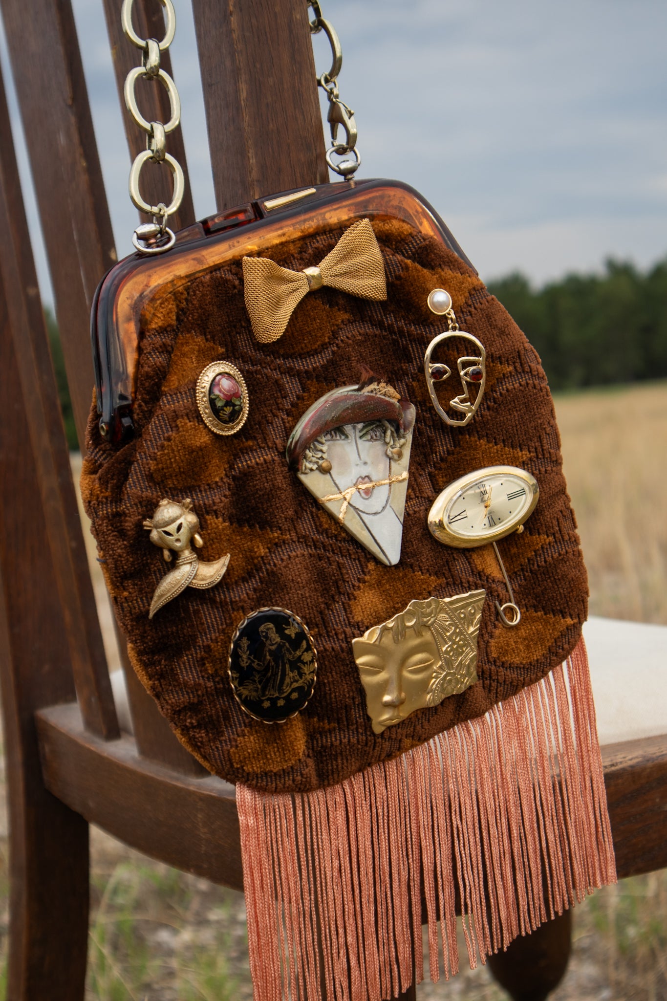 Broke Girl Brooch Bag