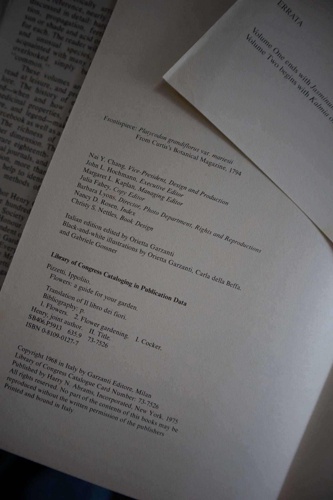 Flowers: A Guide for Your Garden