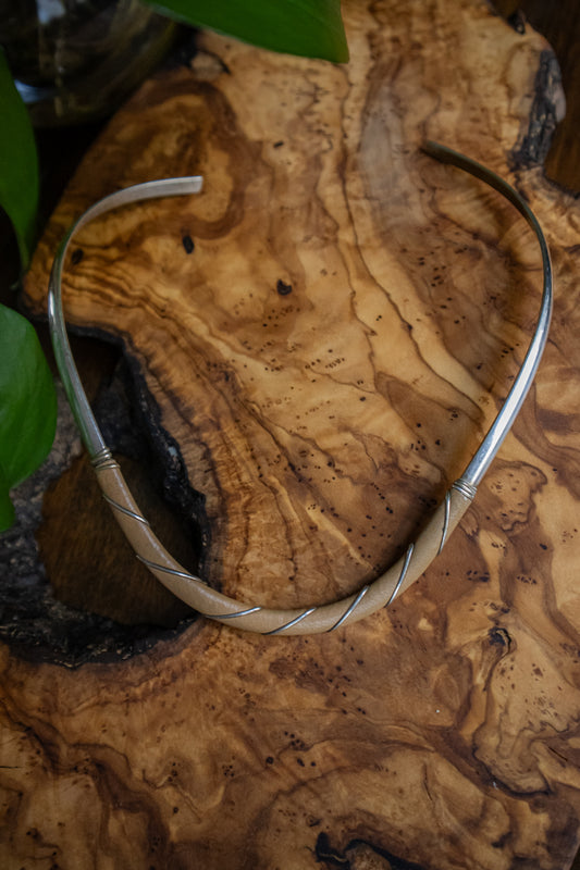 Collar Scoop Necklace