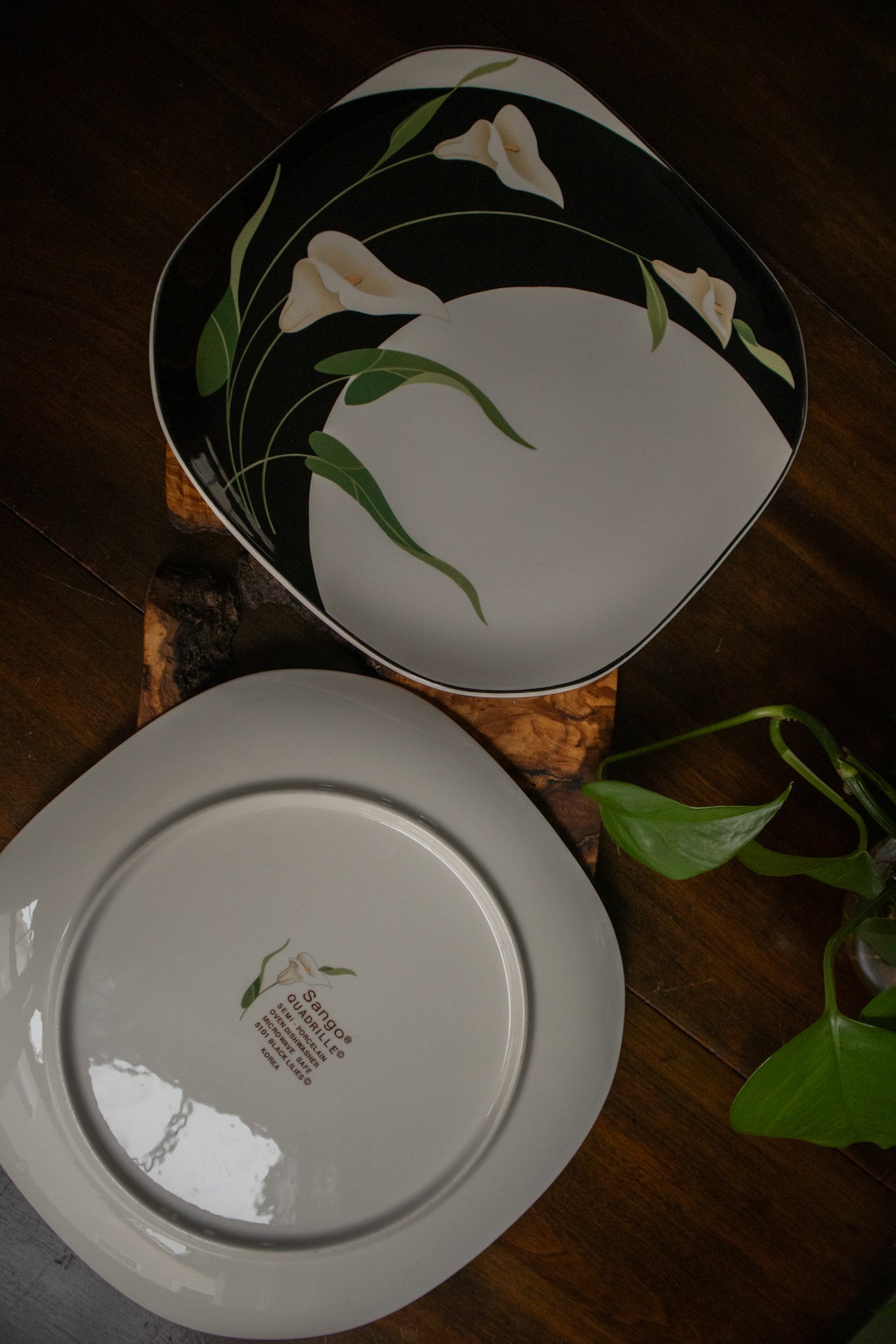 Black Lillies Porcelain Dishes (set of 2)