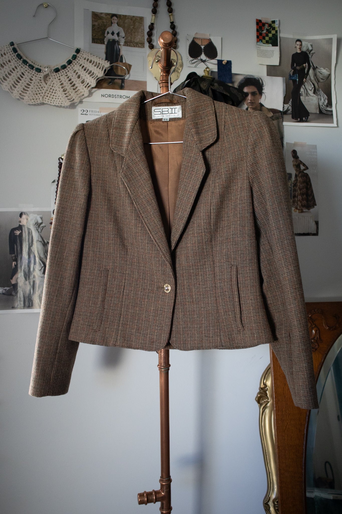 Cropped Wool Blazer